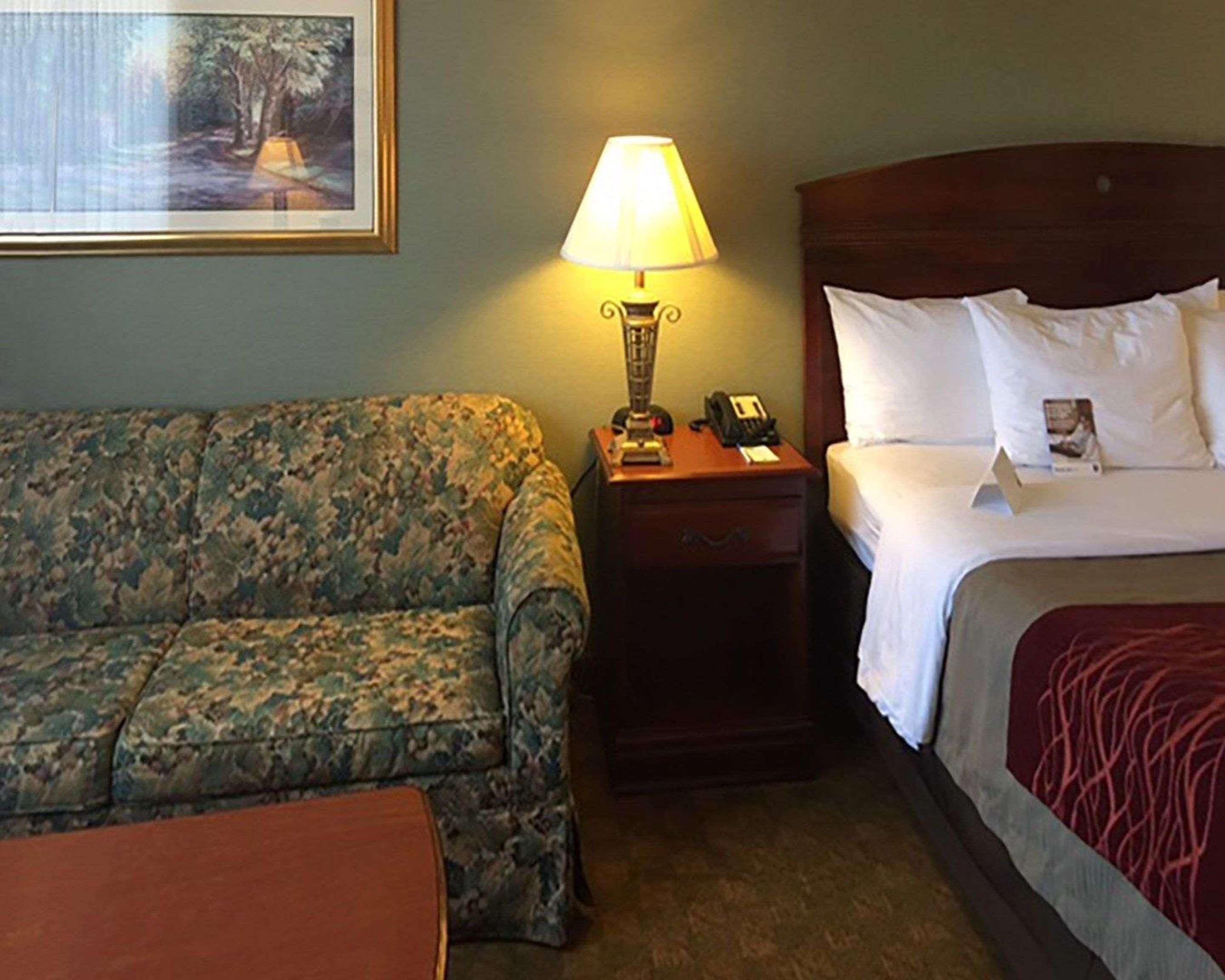 Comfort Inn Springfield Exterior photo